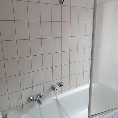 Monteurwohnung Spartan Am Hegebach Self Check-in *