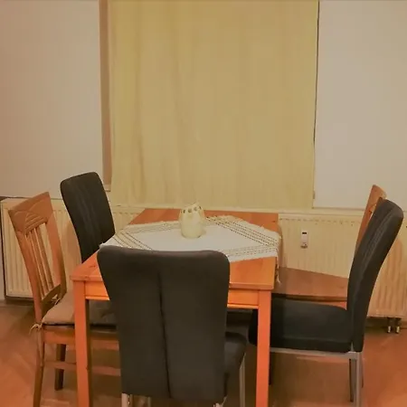 Monteurwohnung Spartan Am Hegebach Self Check-in Apartment Oelsnitz (Erzgebirge)